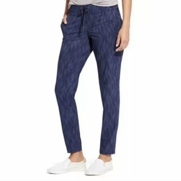 Athleta Stride Midtown Ankle Pant Blue Variegated Striated Pattern Size 6 - Picture 2 of 14